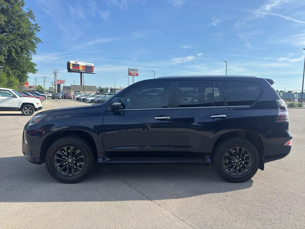 Used 2021 Nightfall Mica Lexus GX Premium image 3