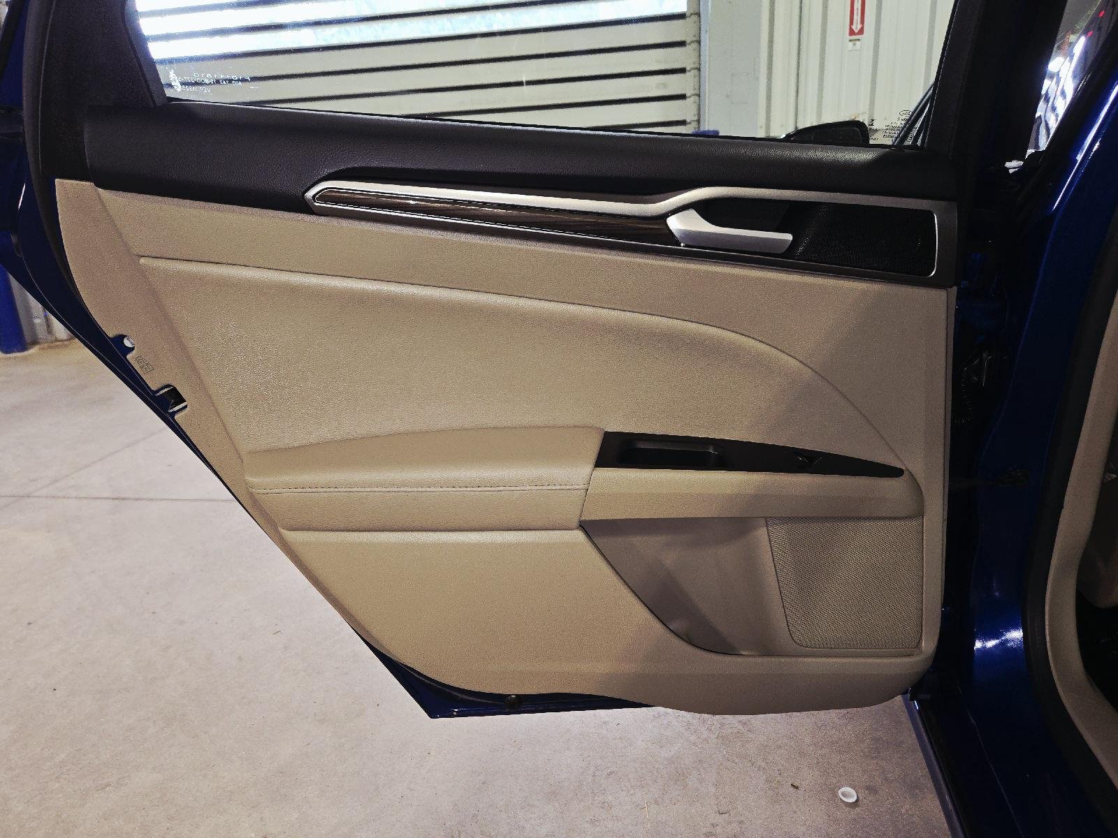 Used 2017 Lightning Blue Ford SE image 29
