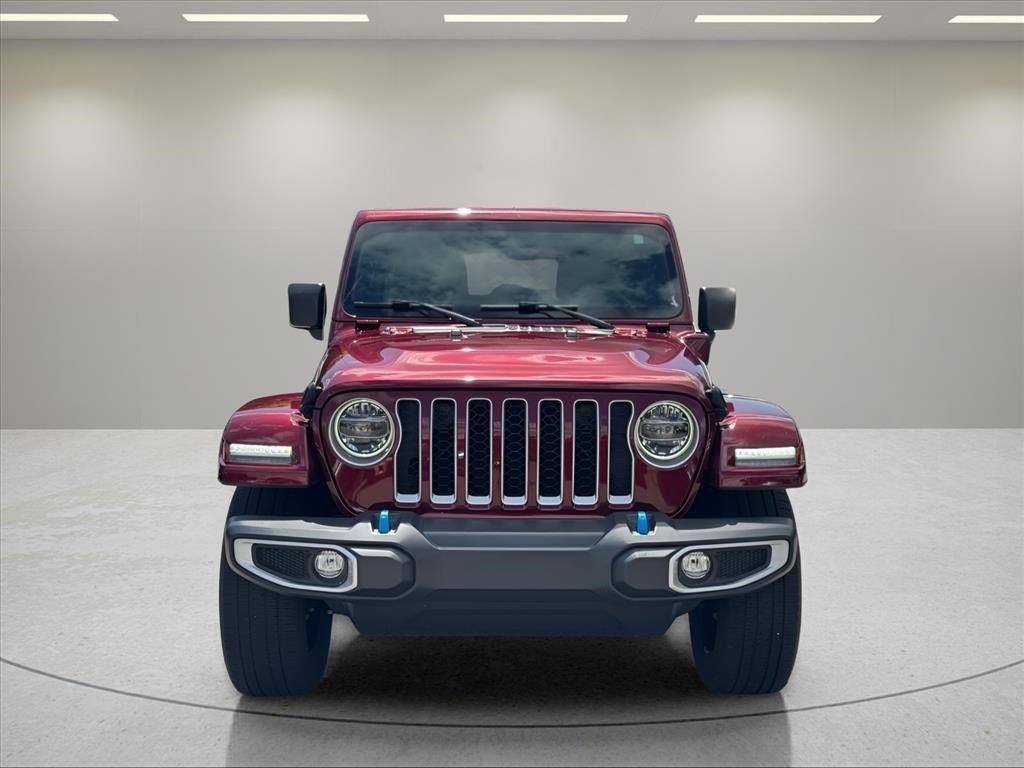 Used 2022 Snazzberry Pearlcoat Jeep Unlimited Sahara image 8