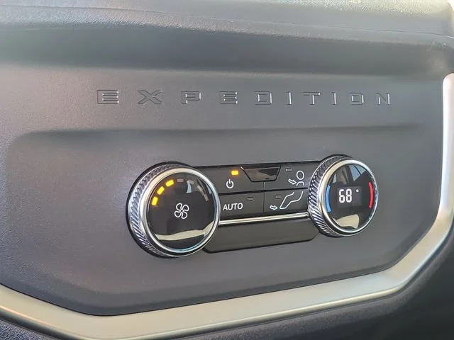 New 2026 Oxford White Ford Active image 18