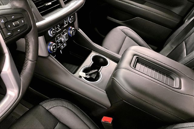 Used 2022 Summit White GMC SLE image 18