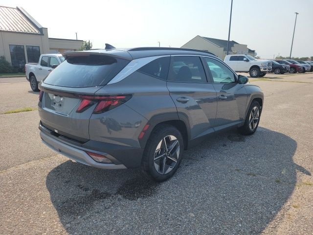 Used 2025 Gray Hyundai SEL image 21