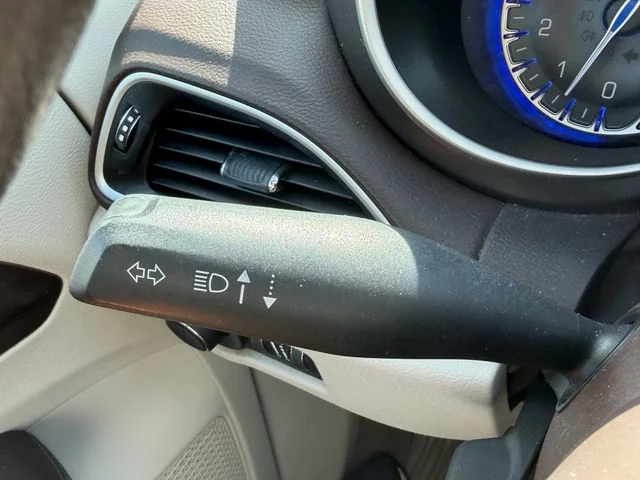 Used 2017 Gray Chrysler Touring image 32