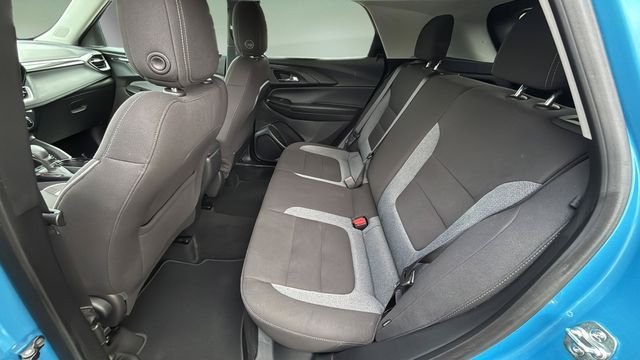 Used 2025 Blue Chevrolet LT image 21