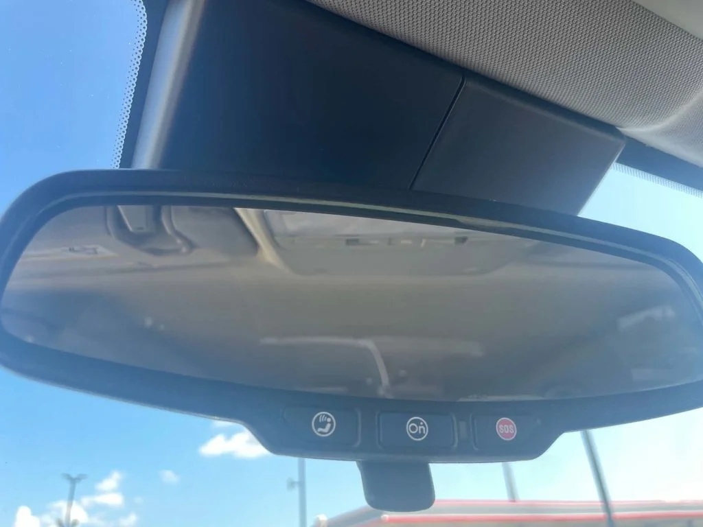 Used 2021 Silver Ice Metallic Chevrolet LT image 22