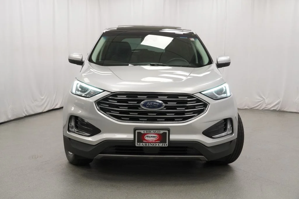 Used 2019 Silver Ford SEL image 8