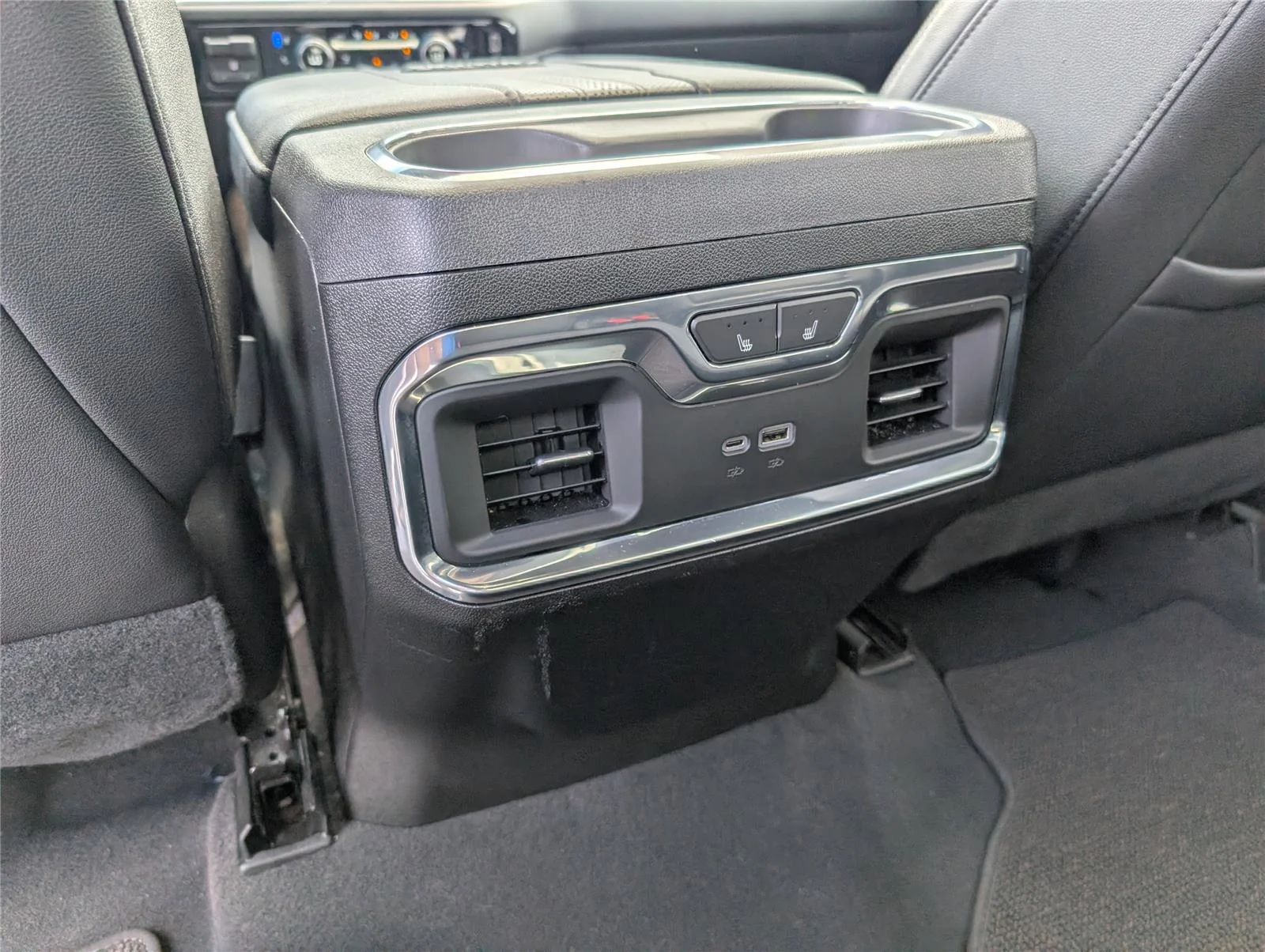 Used 2024 Black Chevrolet High Country image 30