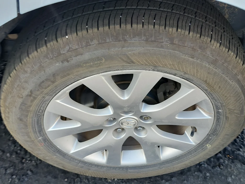 Used 2007  Mazda Sport image 11