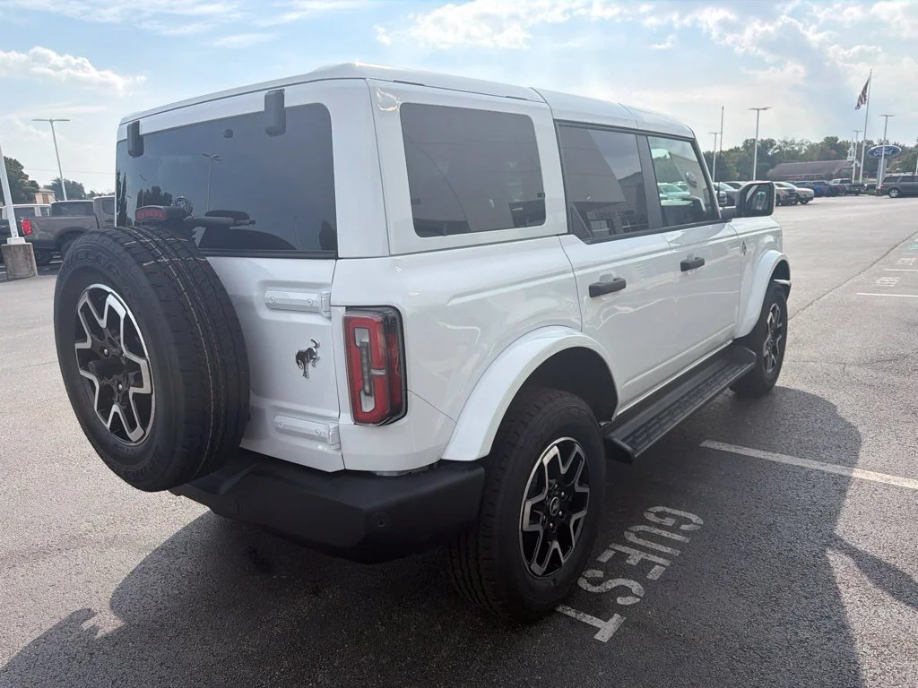 New 2026 Oxford White Ford Outer Banks® image 5