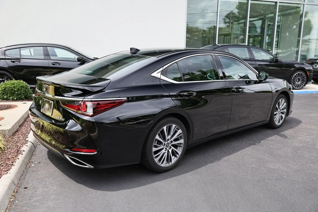 Used 2021 Obsidian Lexus 350 image 7