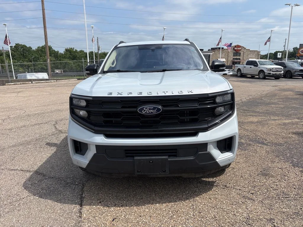 Used 2025 Silver Metallic Ford Active image 2