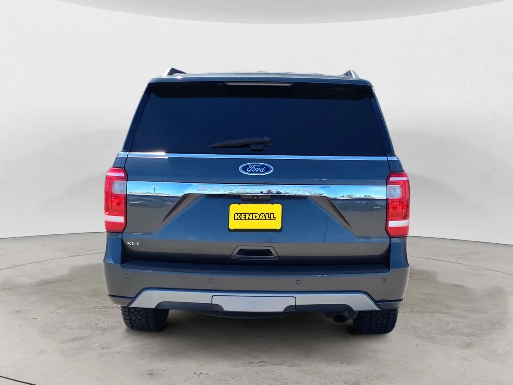 Used 2019 Gray Ford XLT image 4