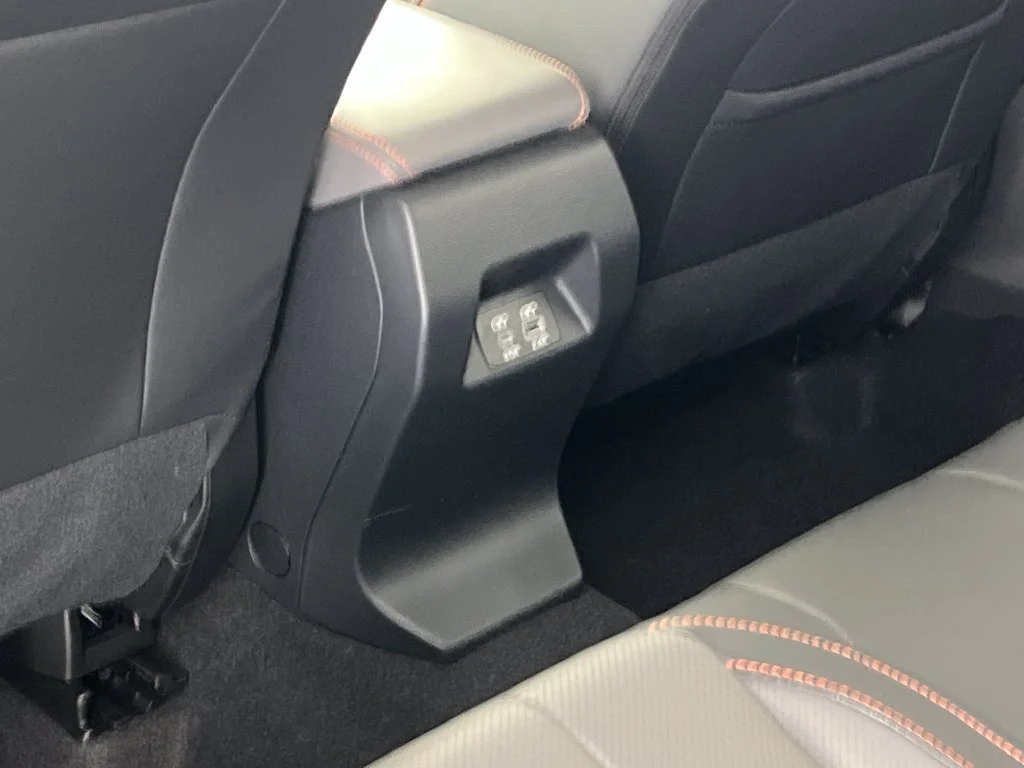 New 2026 MAGNETITE GRAY PEARL Subaru Limited Hybrid image 37