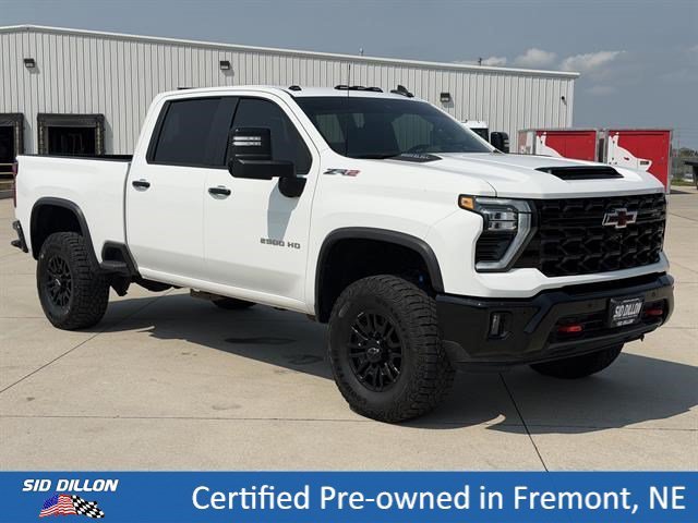 Used 2025 Summit White Chevrolet ZR2 image 12