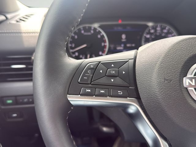 Used 2025 Gray Nissan SV image 15