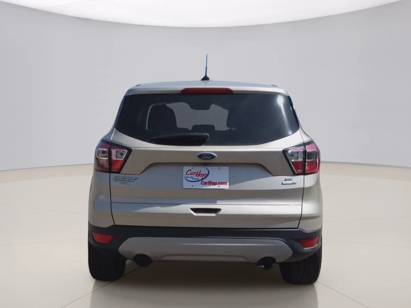 Used 2017 Black Ford SE 4WD image 4