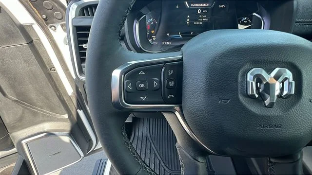 2026 RAM 3500 Laramie - Photo 30