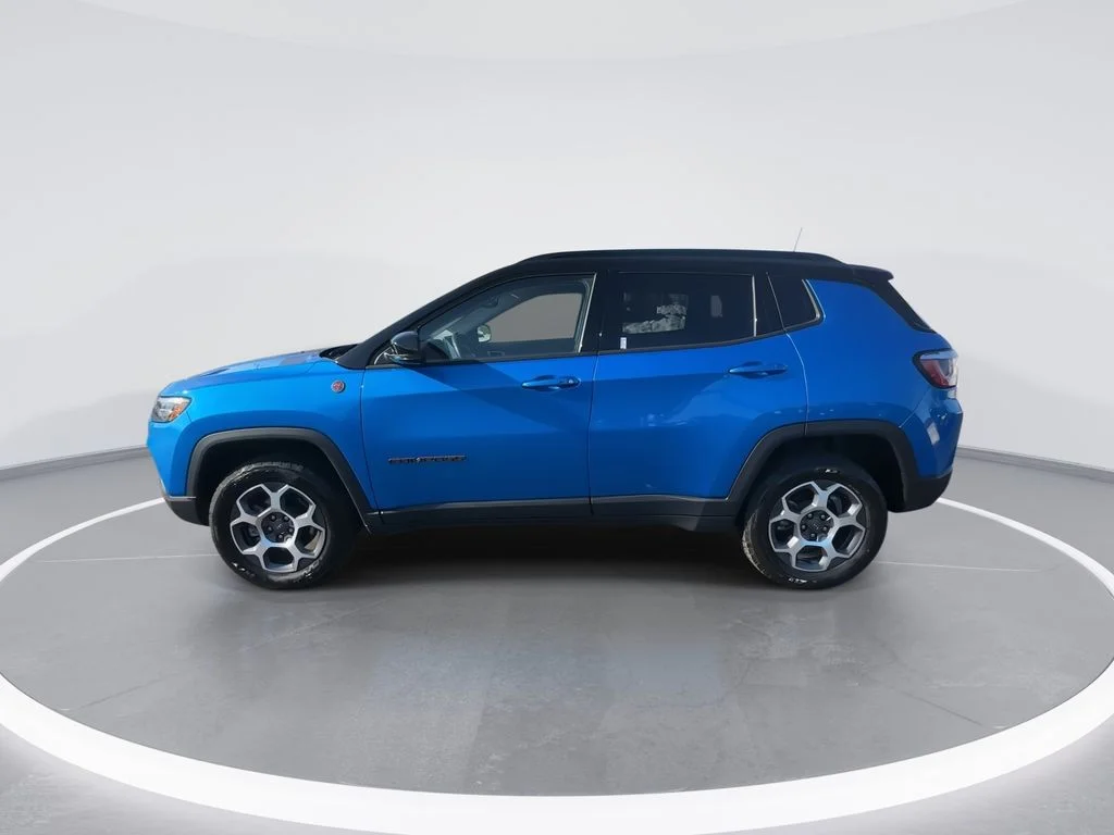 Used 2022 Blue Jeep Trailhawk image 5