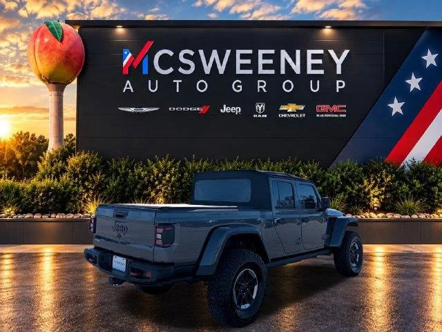 Used 2022 Gray Jeep Rubicon image 5