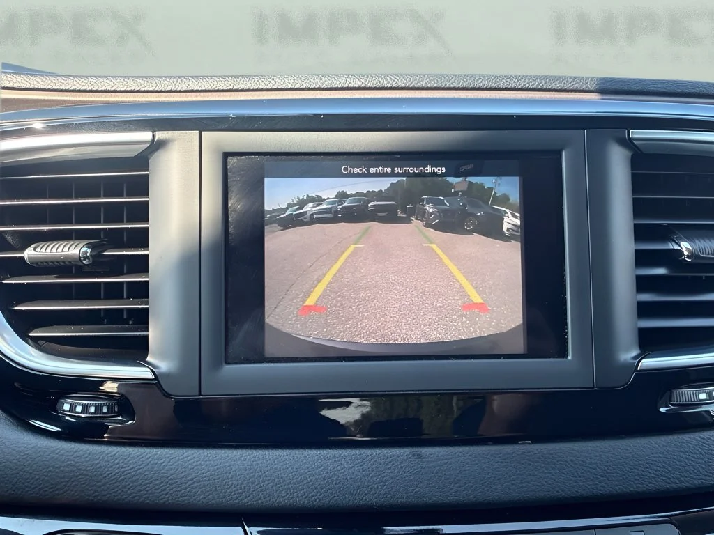 Used 2019 Gray Chrysler Touring Plus image 17