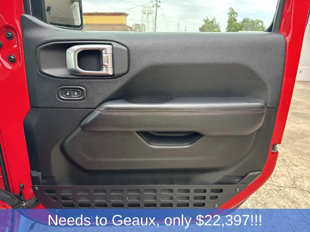 Used 2018 Red Jeep Unlimited Rubicon image 36