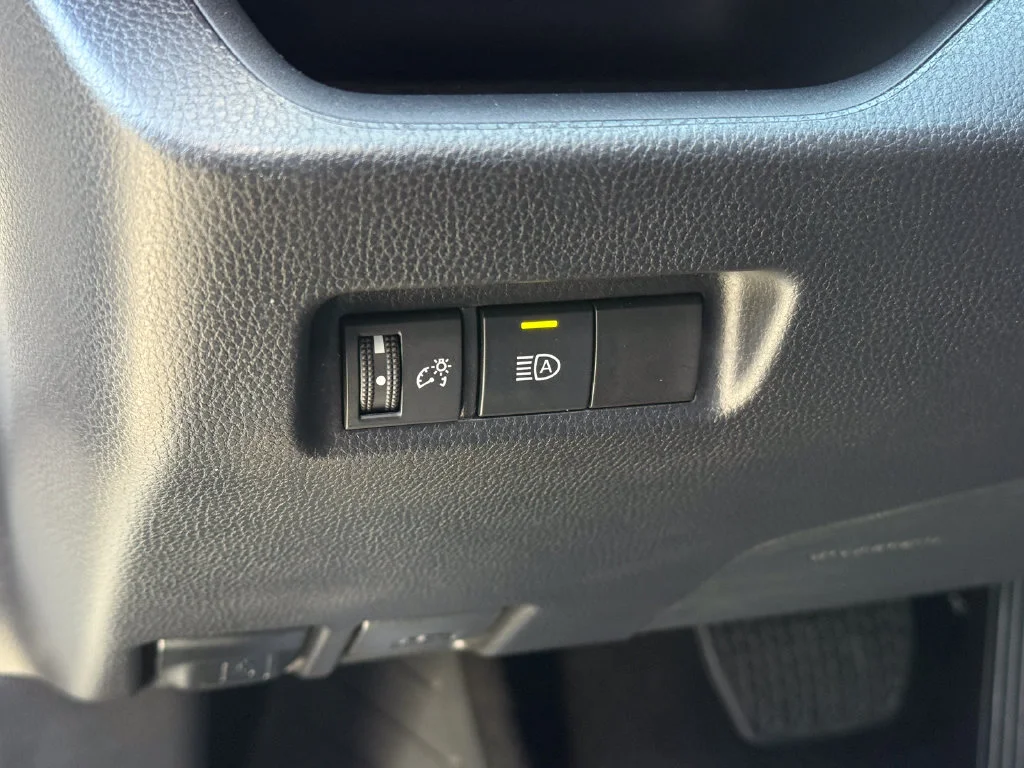 Used 2025  Toyota LE image 25