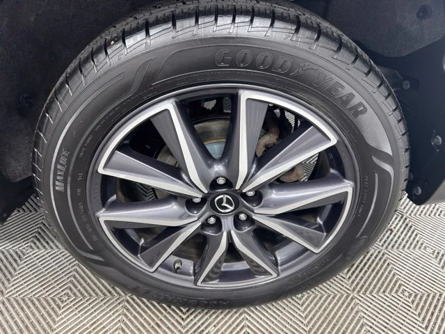 Used 2018 Blue Mazda Touring image 10