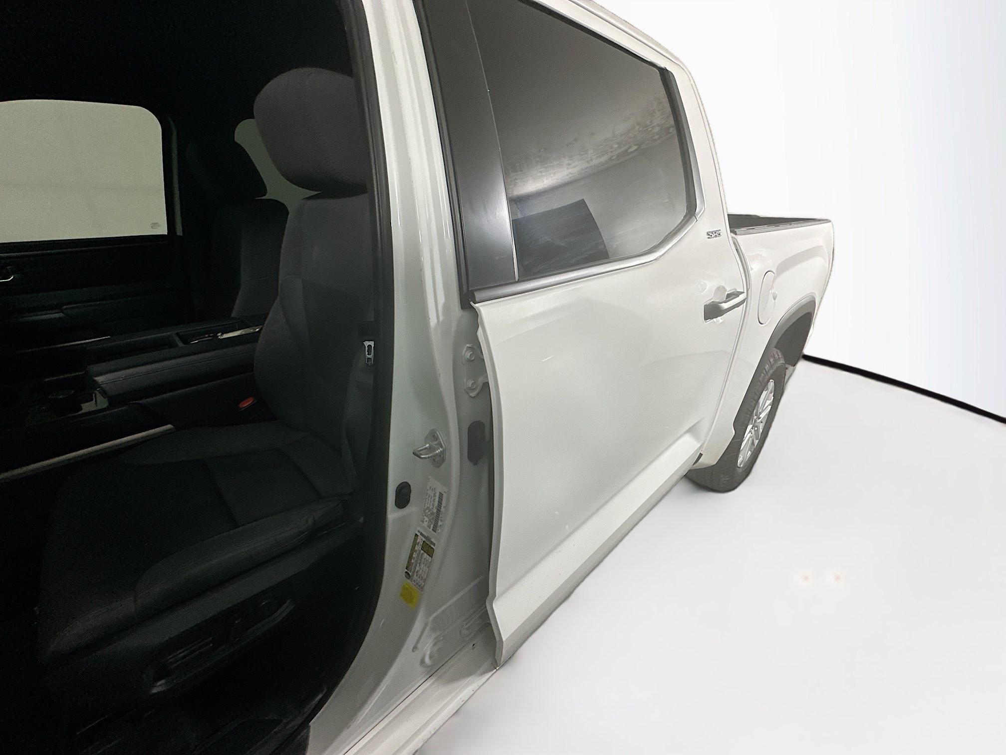 Used 2025 Ice Toyota SR5 image 12