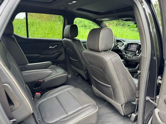 2023 Chevrolet Traverse Premier - Photo 18