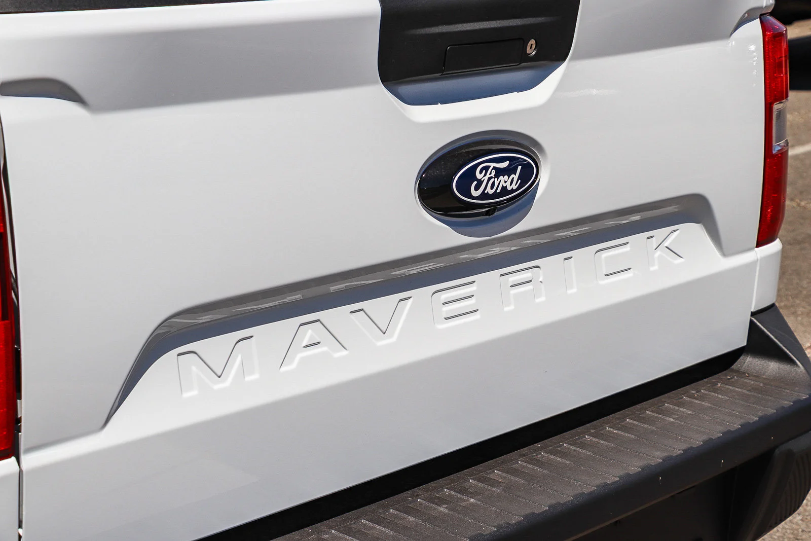New 2026 Oxford White Ford XL image 10