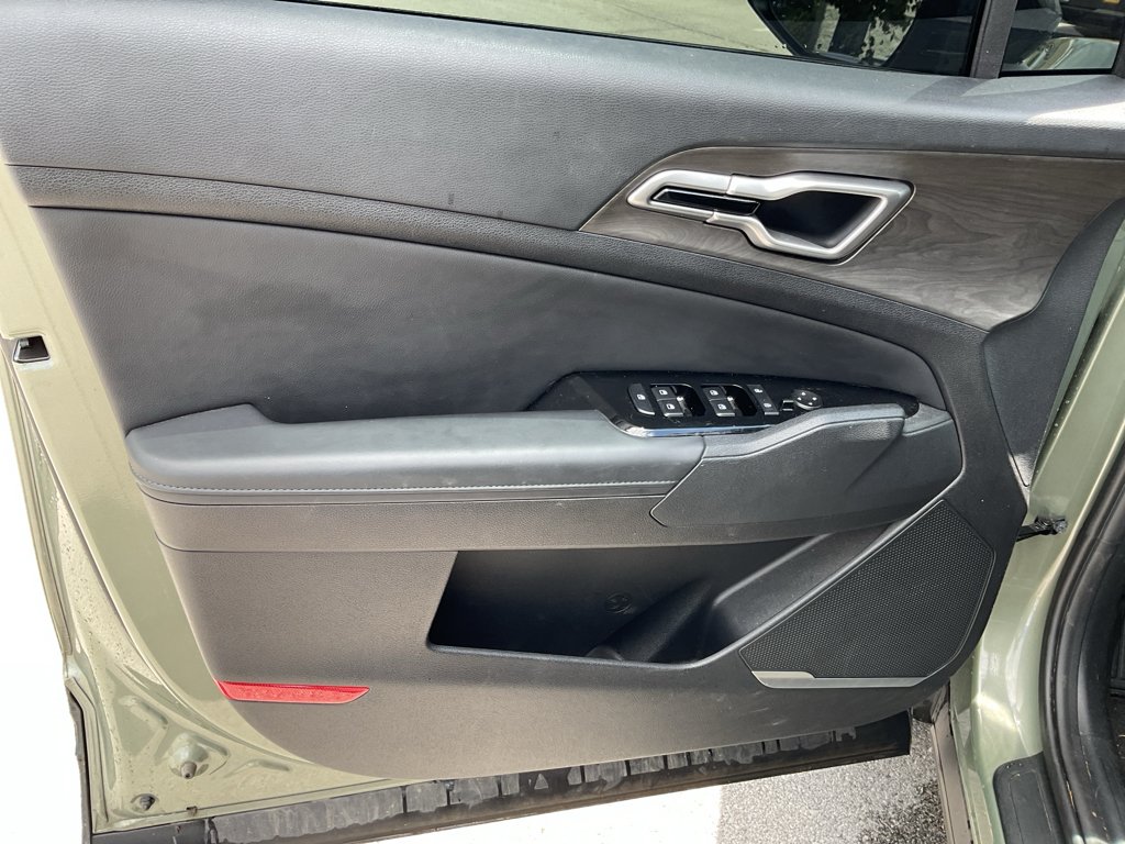 Certified Used 2025 Jungle Green Kia X-Line image 12