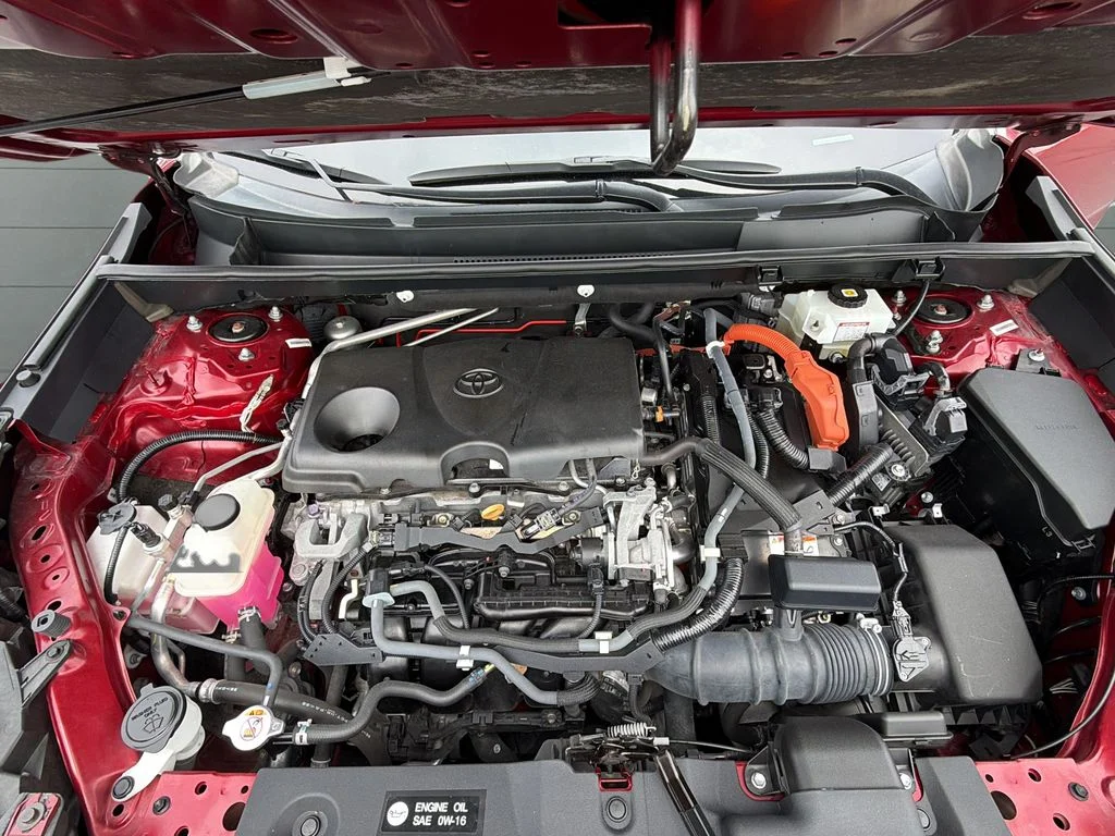 Used 2021 Red Toyota LE image 9