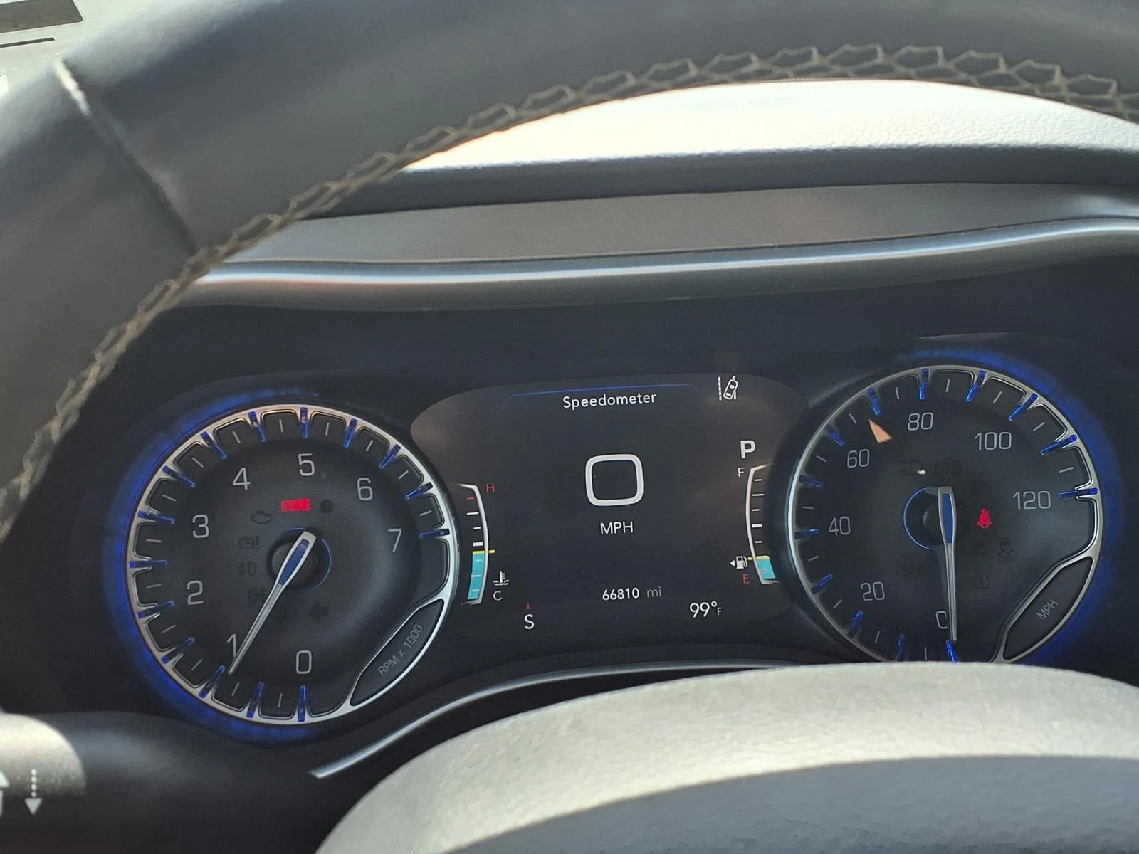 Used 2023 Silver Mist Clearcoat Chrysler Touring L image 19