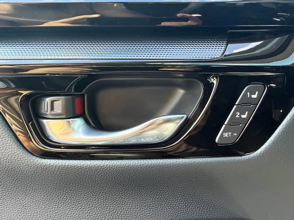 New 2026 Urban Gray Pearl Honda EX-L image 18
