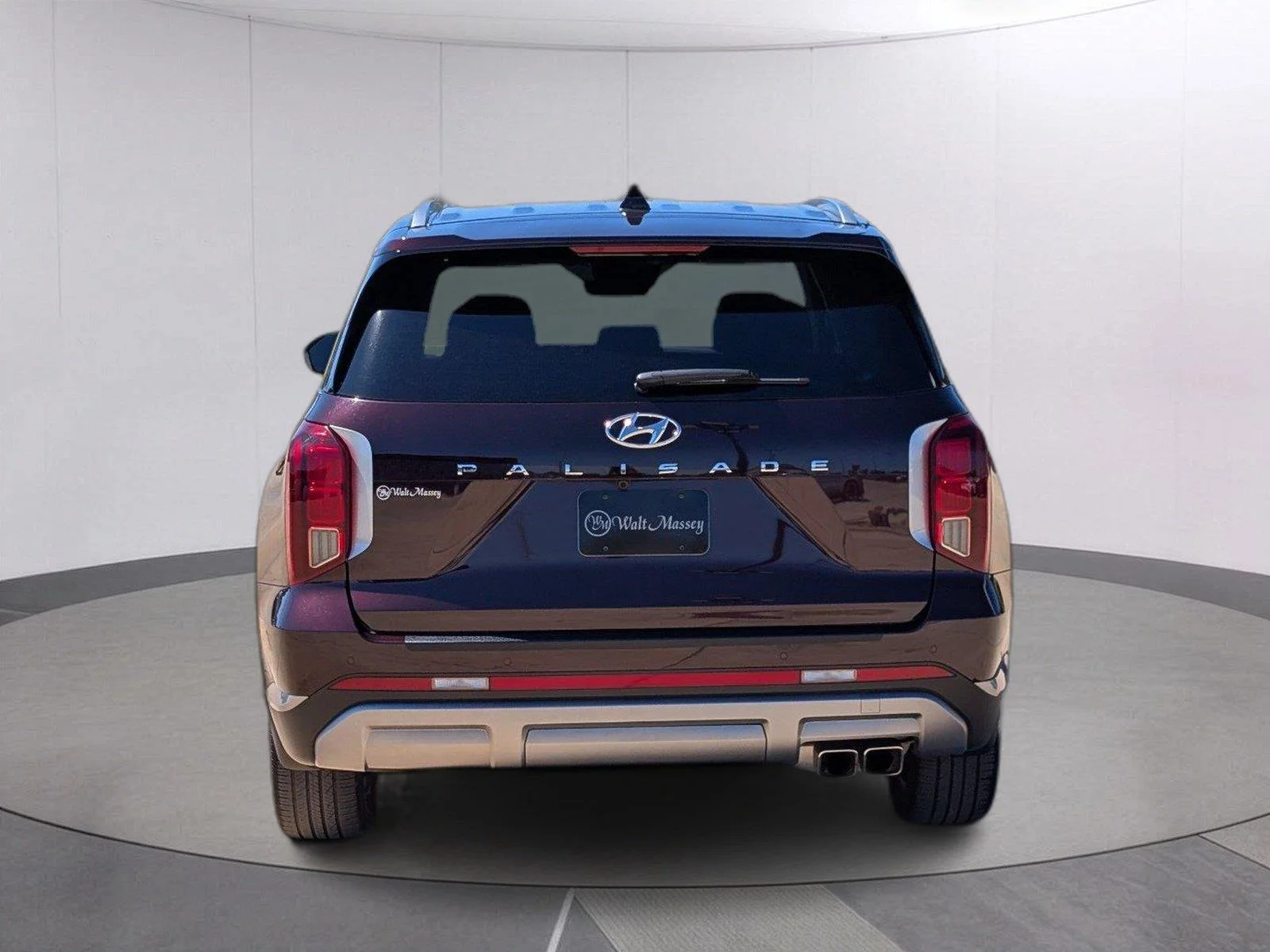 Used 2023 Sierra Burgundy Hyundai SEL image 4