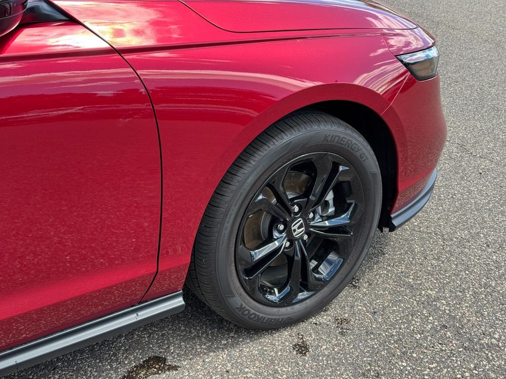 2025 Honda Accord SE - Photo 8