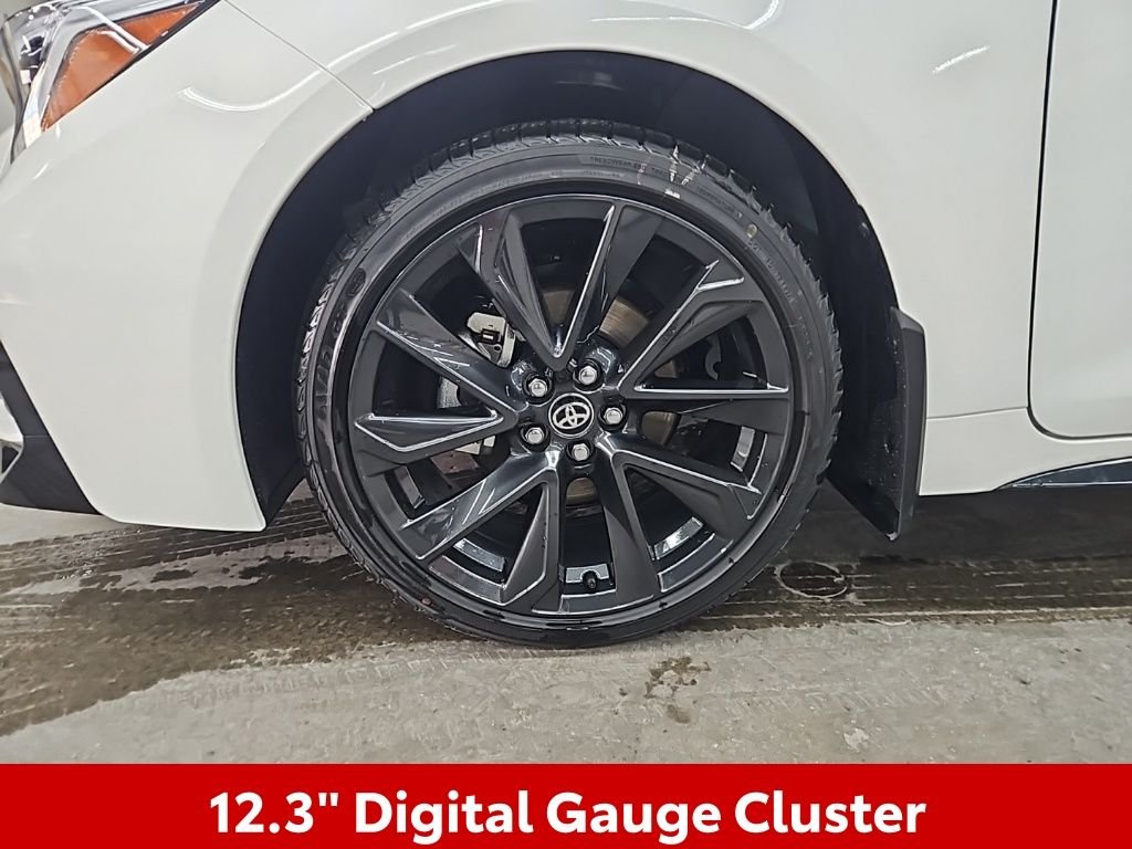 2026 Toyota Corolla SE - Photo 9