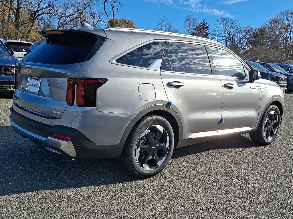 New 2026 Gray Kia EX image 4