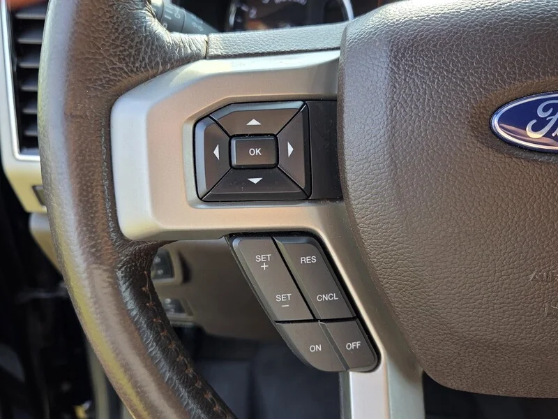 Used 2022 Brown FORD KING RANCH image 26