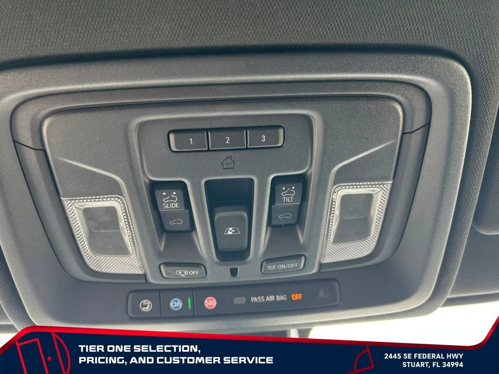 Used 2022 Mosaic Black Metallic Chevrolet High Country image 28