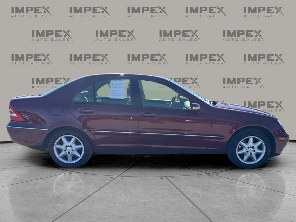 Used 2004 Red Mercedes-Benz C 320 image 6
