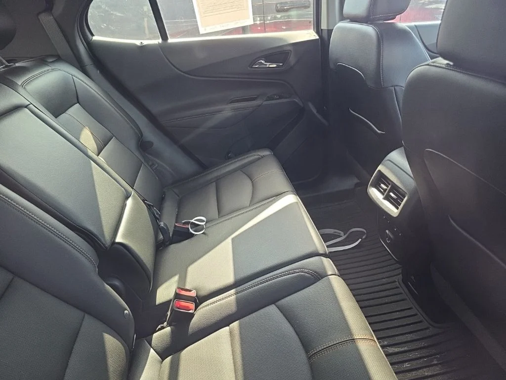 Used 2023 Red Chevrolet Premier image 6