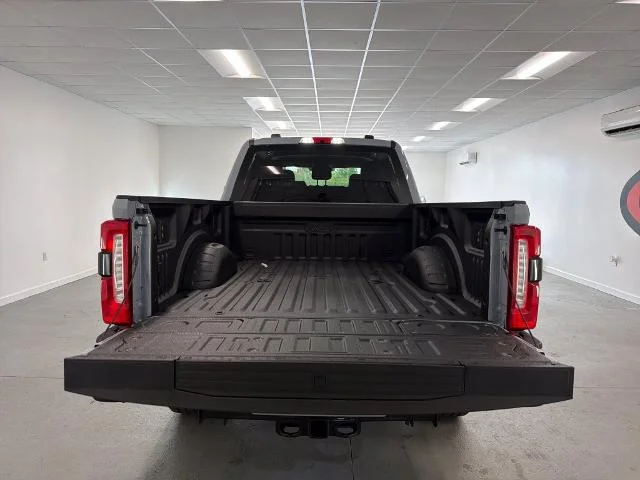 New 2027 Glacier Gray Metallic Tri-Coat Ford F-250® Lariat® image 26