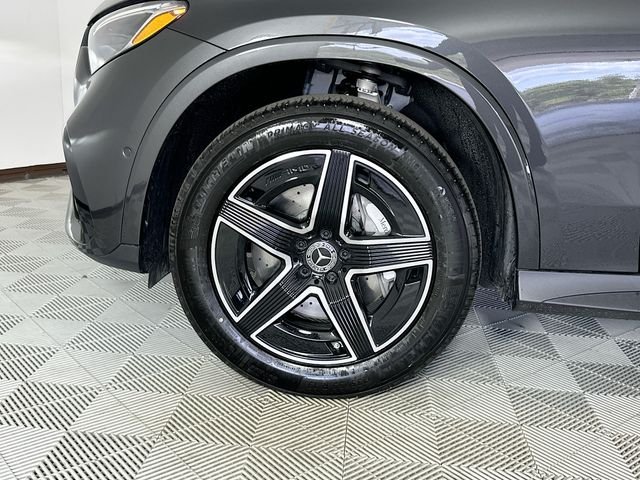 New 2026 Graphite Grey Metallic Mercedes-Benz GLC 300 image 30
