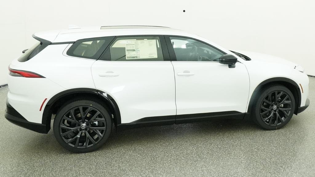 New 2026 Oxygen White Toyota Limited image 19