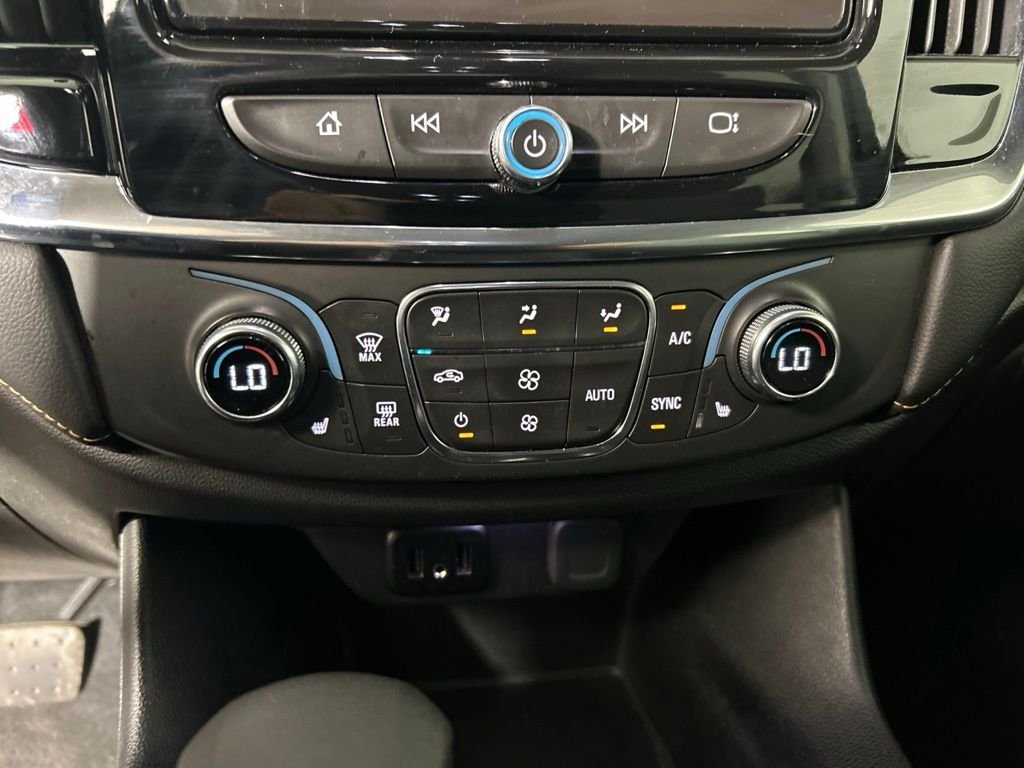 Used 2021 Red Chevrolet LT image 21