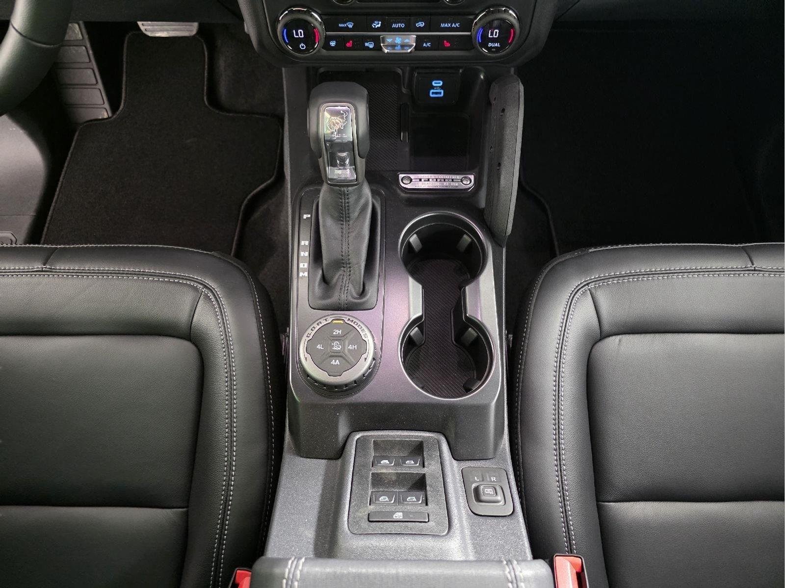 New 2025 Shadow Black Ford Outer Banks® image 33