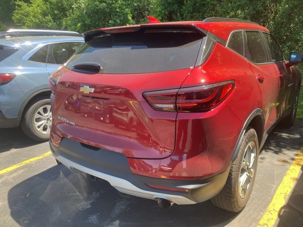 Used 2023 Red Chevrolet LT image 8