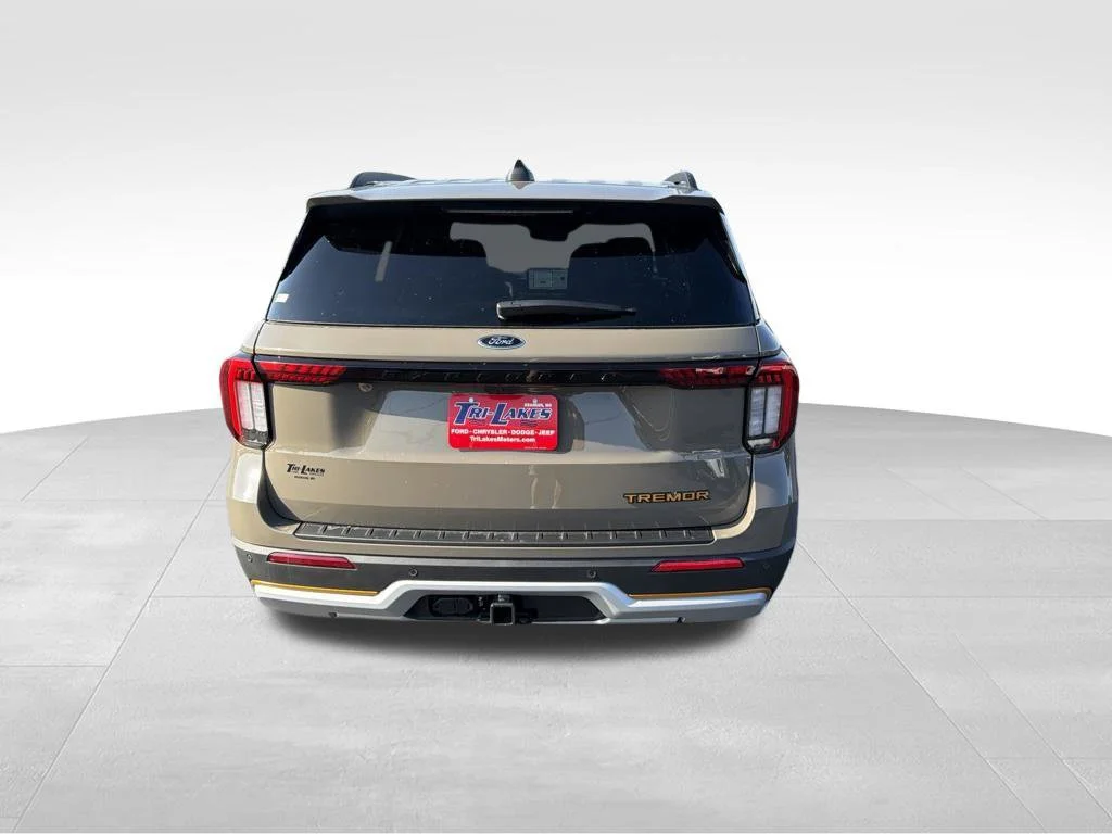 New 2026 Gray Ford Tremor image 6