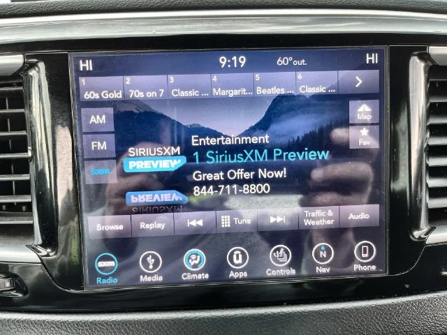 Used 2019 Gray Chrysler Touring Plus image 21